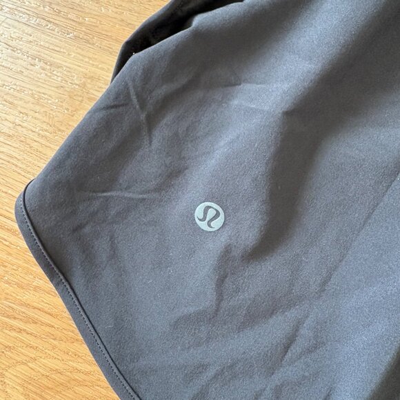 Lululemon Athletic Hotty Hot High Rise Skirt Long Black NWT Women’s Size 4 - Picture 7 of 9